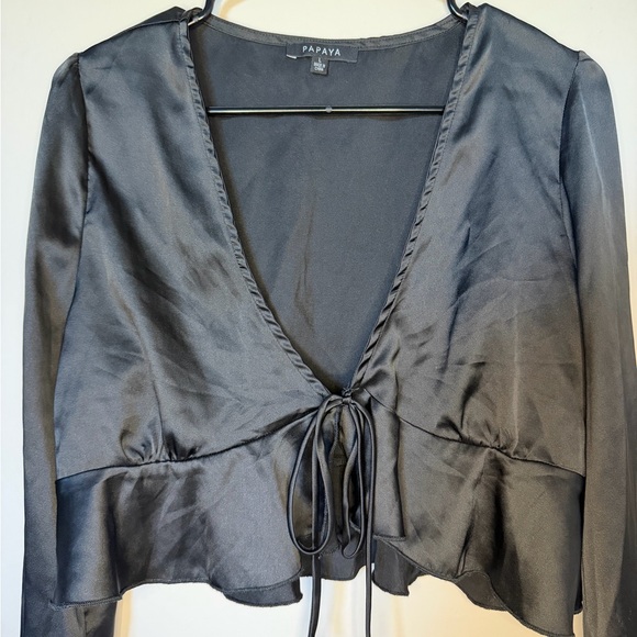 Papaya Classic Black Top - Picture 2 of 4